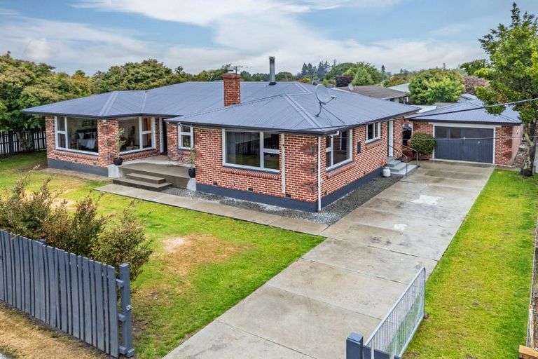 Photo of property in 52 Connolly Street, Geraldine, 7930