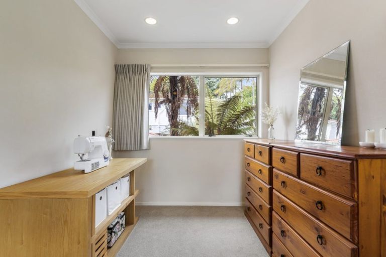 Photo of property in 2/13a Sandspit Road, Cockle Bay, Auckland, 2014