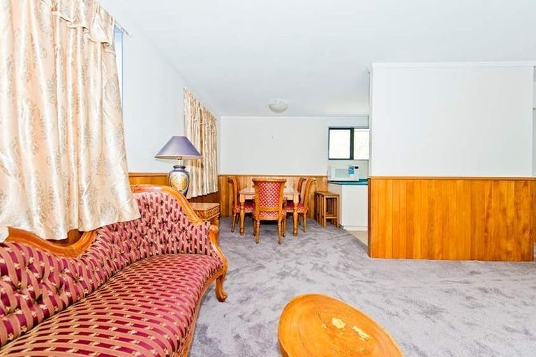 Photo of property in 3/183 Pakuranga Road, Pakuranga, Auckland, 2010