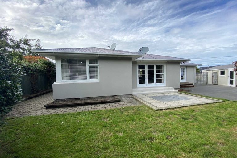 Photo of property in 15 Bourne Crescent, Papanui, Christchurch, 8053