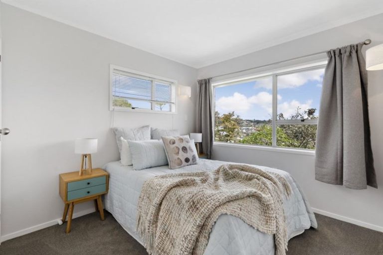 Photo of property in 12 Stanmore Bay Road, Stanmore Bay, Whangaparaoa, 0932