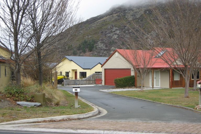 Photo of property in 56 Elm Tree Avenue, Frankton, Queenstown, 9300