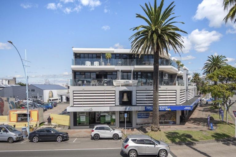Photo of property in Customhouse Apartments, 314l Maunganui Road, Mount Maunganui, 3116