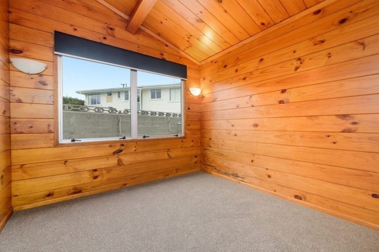 Photo of property in 3 Windsor Road, Bellevue, Tauranga, 3110