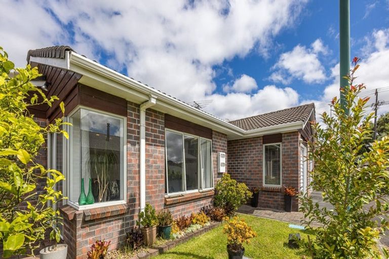 Photo of property in 59 The Grove, Red Beach, 0932