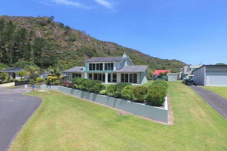 Photo of property in 108 Omara Place, Matarangi, Whitianga, 3592
