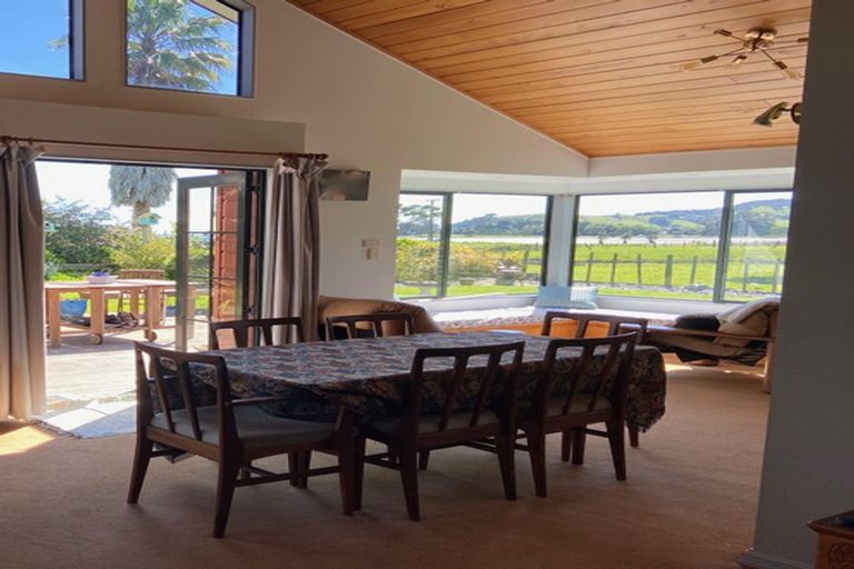 Photo of property in 1479 Clevedon Kawakawa Road, Kawakawa Bay, Papakura, 2585