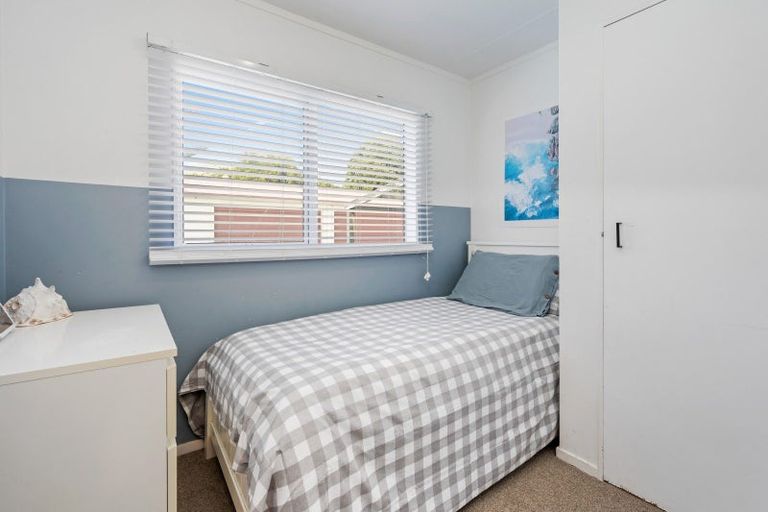 Photo of property in 16 Moki Place, Ruakaka, 0116