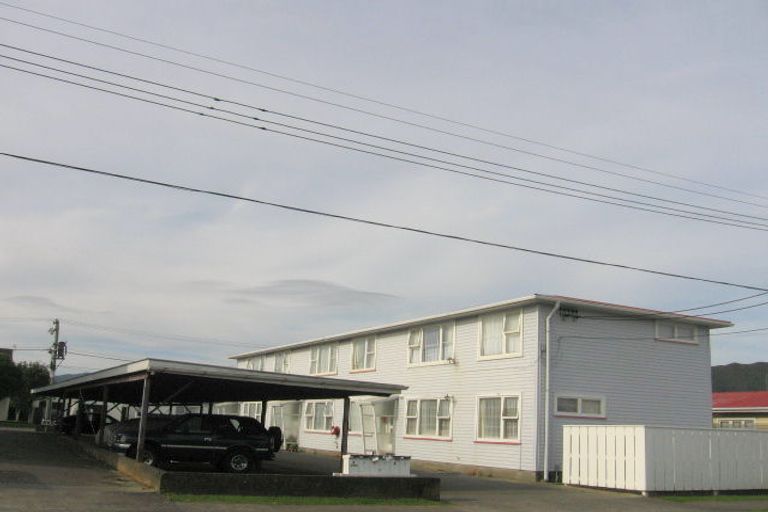 Photo of property in 1/12 Tama Street, Alicetown, Lower Hutt, 5010