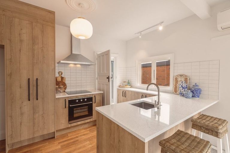 Photo of property in 8 Freyberg Avenue, Riccarton, Christchurch, 8011