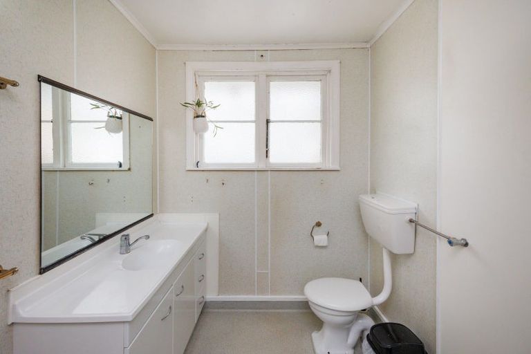 Photo of property in 24 Tyne Street, Rongotea, 4476