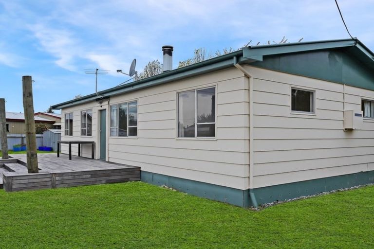 Photo of property in 40 Godley Street, Twizel, 7901