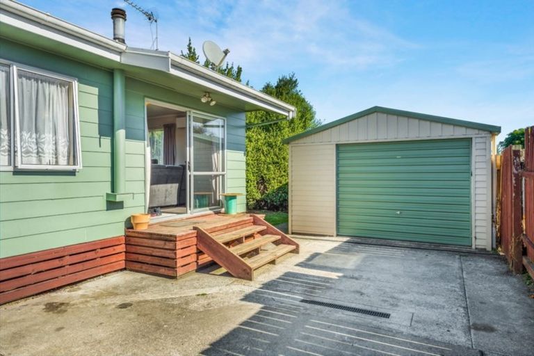 Photo of property in 4b Cricket Place, Melville, Hamilton, 3206