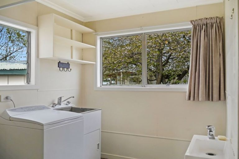 Photo of property in 40 Godley Street, Twizel, 7901