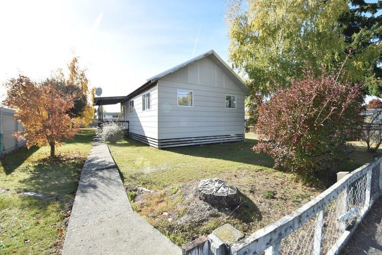 Photo of property in 30 Godley Street, Twizel, 7901