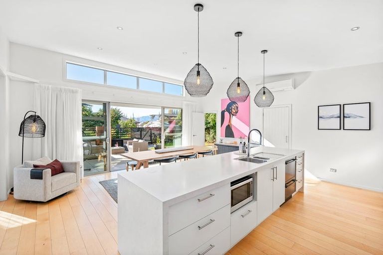 Photo of property in 15 Hunt Place, Albert Town, Wanaka, 9305