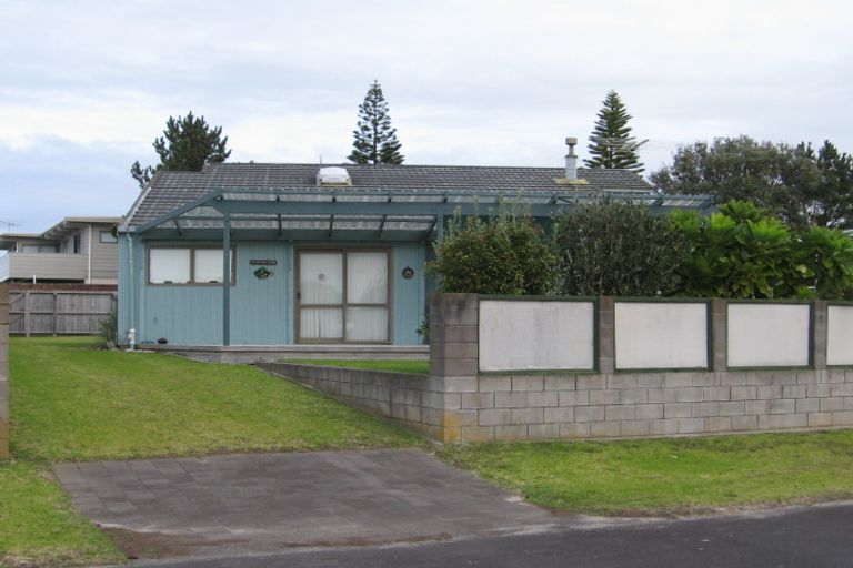 Photo of property in 18 Dungarvon Place, Omaha, 0986