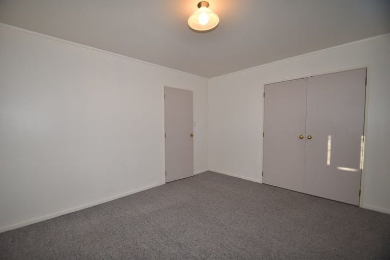 Photo of property in 2/118 Astley Avenue, New Lynn, Auckland, 0600