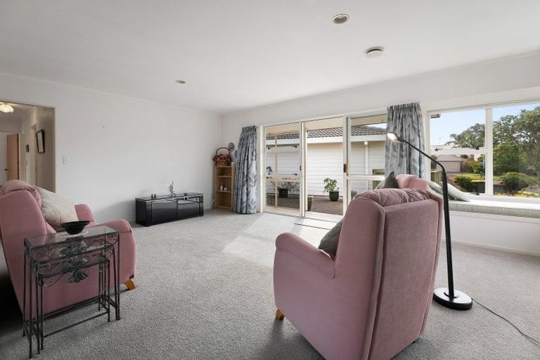 Photo of property in 1 Rosemary Place, Katikati, 3129