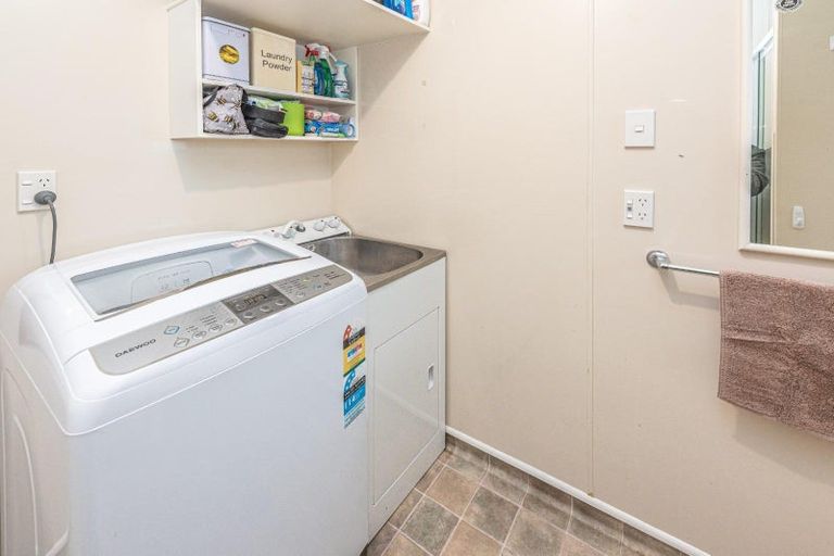 Photo of property in 30 Seafront Road, Castlecliff, Wanganui, 4501