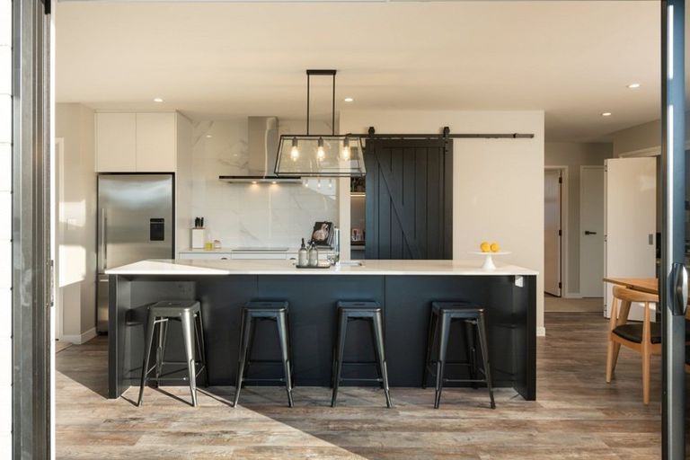 Photo of property in 2 Rotomanu Place, Pyes Pa, Tauranga, 3112