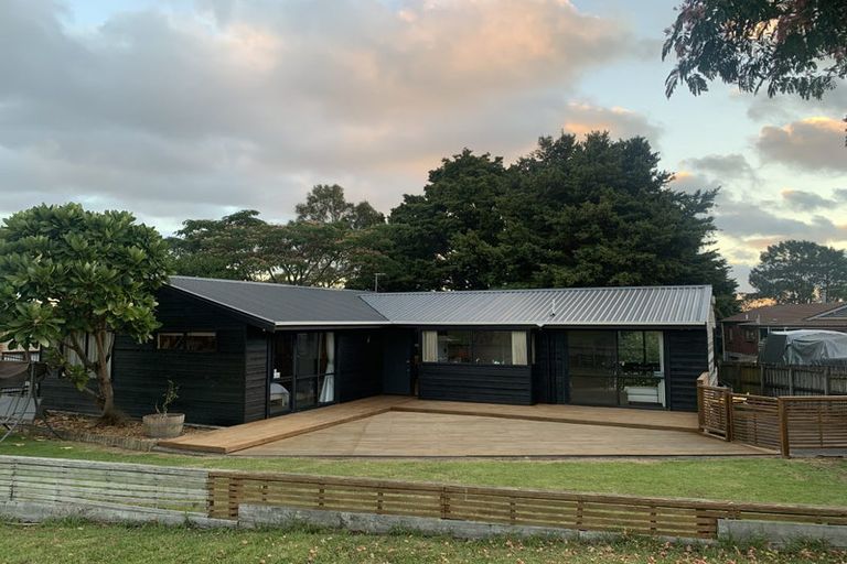 Photo of property in 5 Nyssa Place, Totara Heights, Auckland, 2105