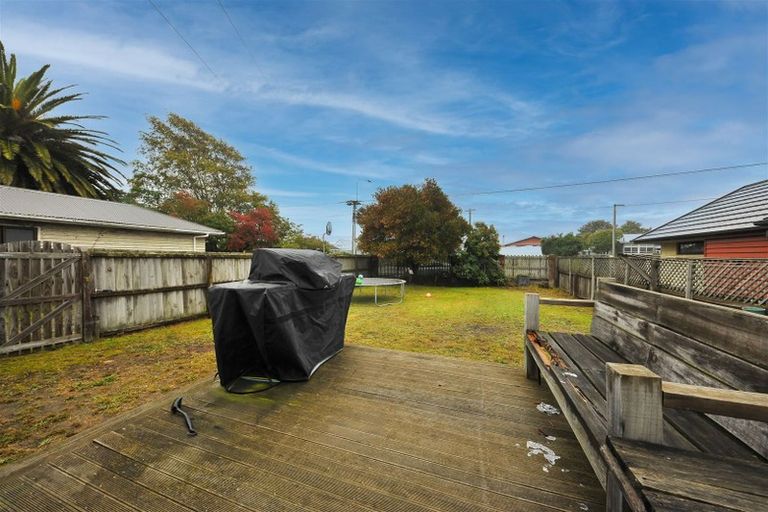 Photo of property in 270 Breezes Road, Aranui, Christchurch, 8061