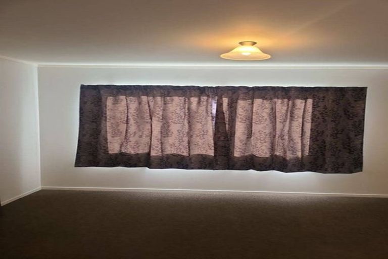 Photo of property in 60a Henwood Road, Mangere East, Auckland, 2024