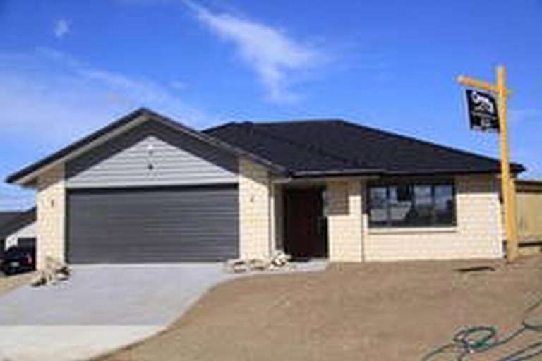 Photo of property in 16 Santiago Place, Flagstaff, Hamilton, 3210