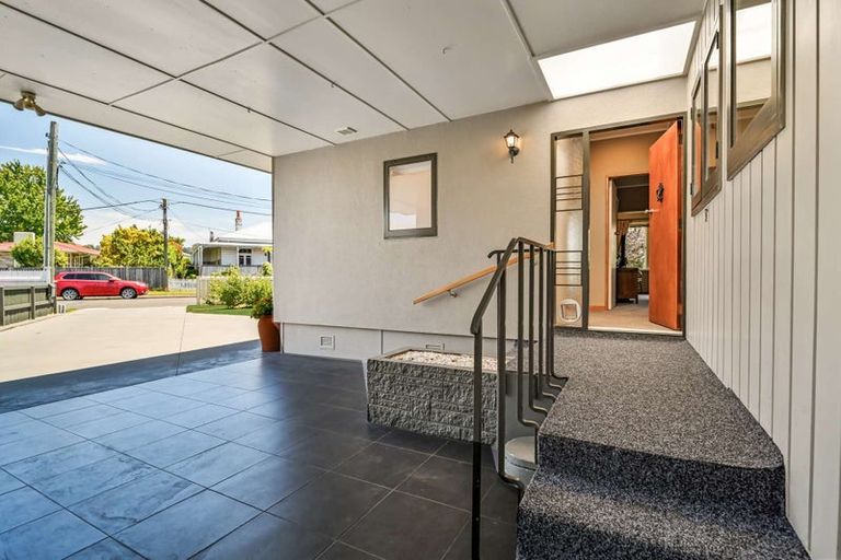 Photo of property in 5 Totara Street, Taradale, Napier, 4112