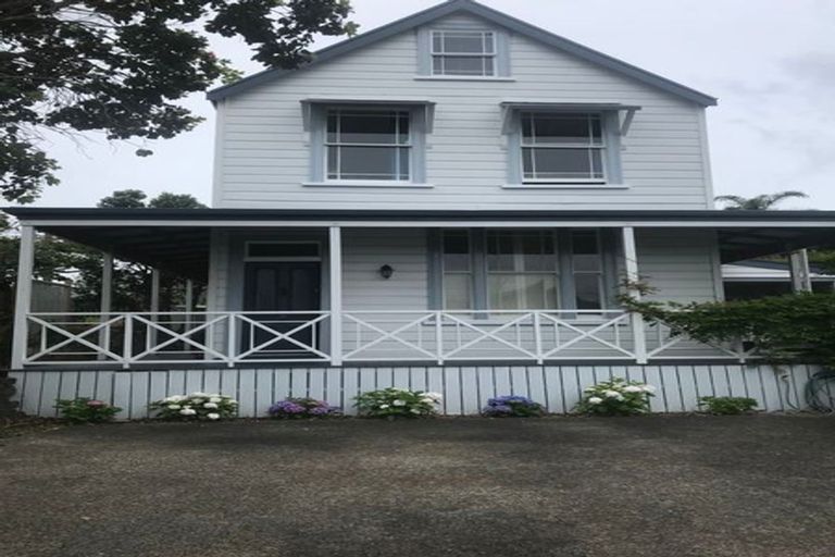 Photo of property in 959 Beach Road, Torbay, Auckland, 0630