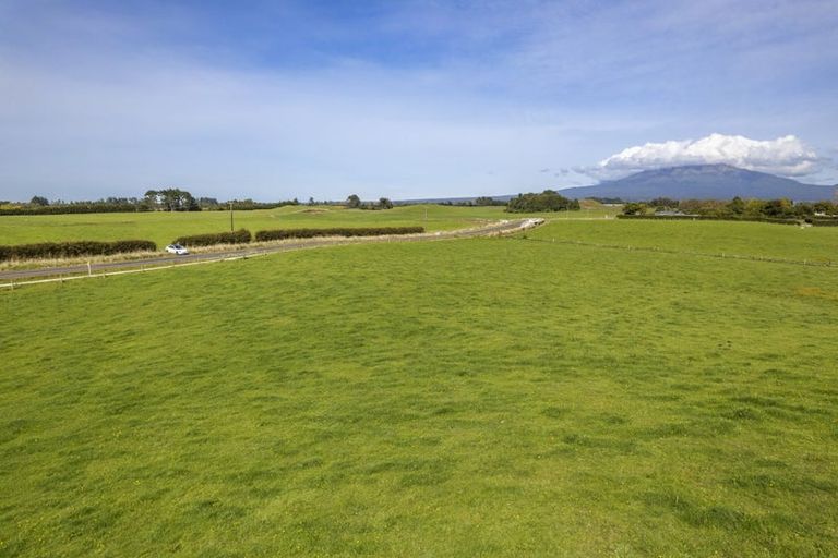 Photo of property in 26 Dudley Road, Inglewood, 4386