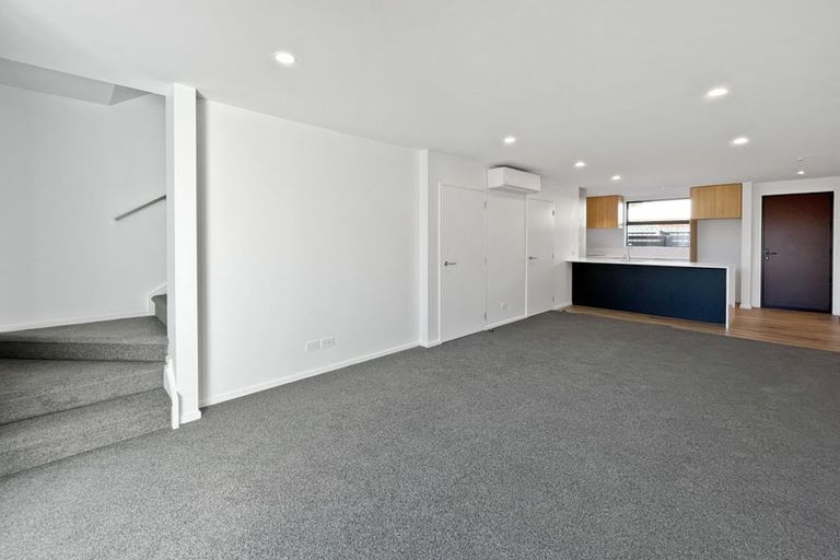 Photo of property in 2/46b Division Street, Riccarton, Christchurch, 8041