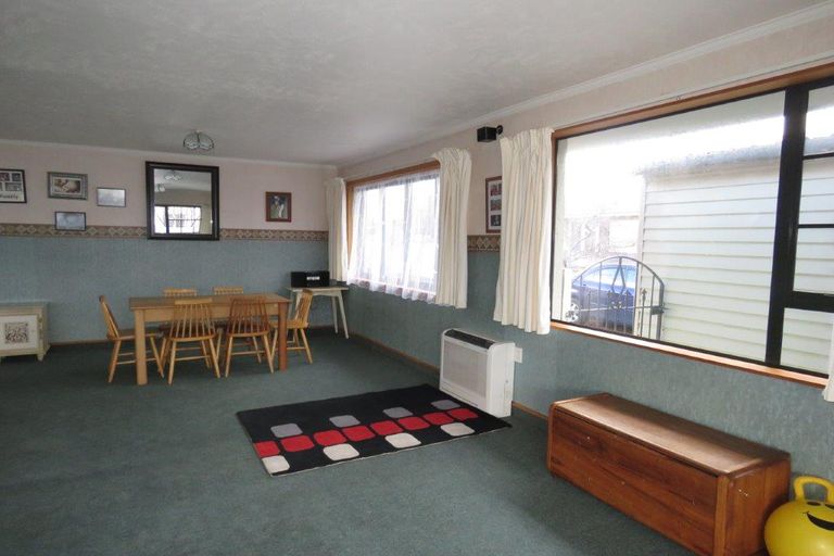 Photo of property in 71 Harvey Street, Grasmere, Invercargill, 9810