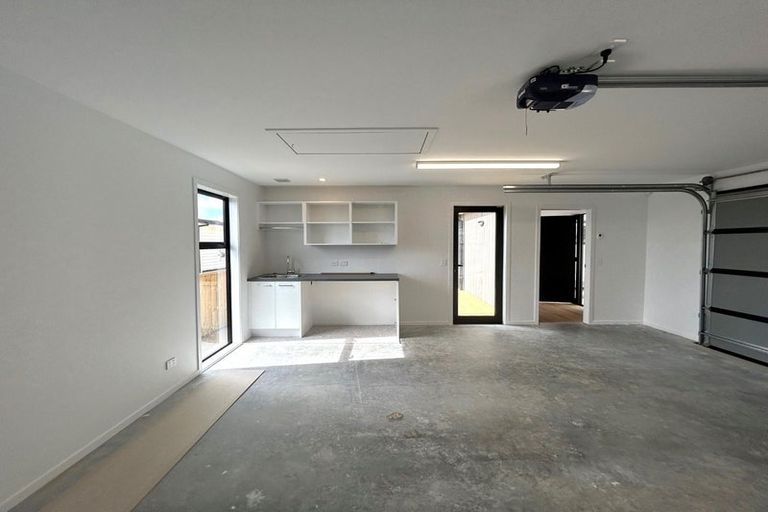 Photo of property in 96 Kotare Street, Waikanae, 5036