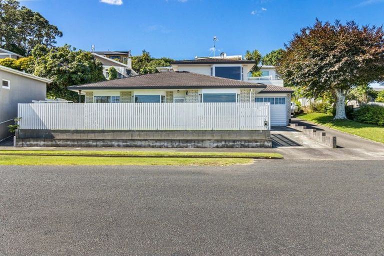 Photo of property in 13 Burns Street, Westown, New Plymouth, 4310