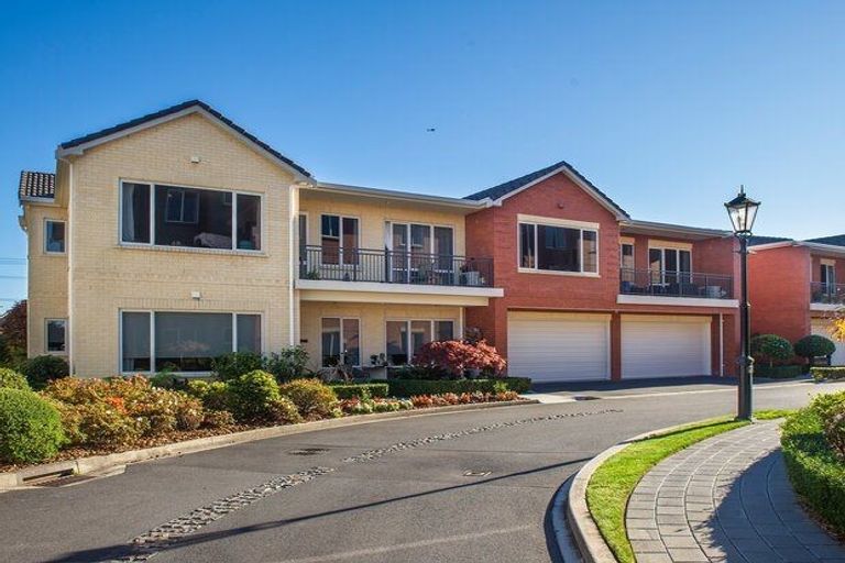 Photo of property in 202/112 Carmichael Road, Bethlehem, Tauranga, 3110