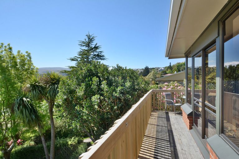 Photo of property in 84 Hocken Street, Kenmure, Dunedin, 9011