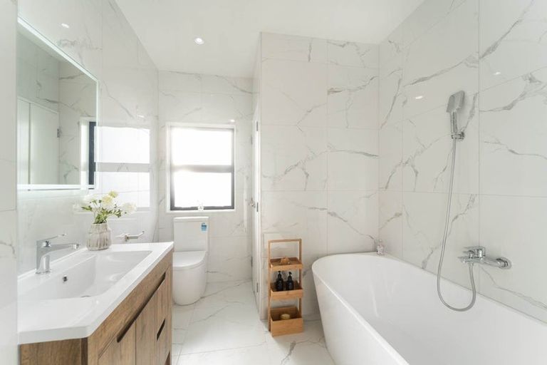 Photo of property in 11b Addison Street, Blockhouse Bay, Auckland, 0600