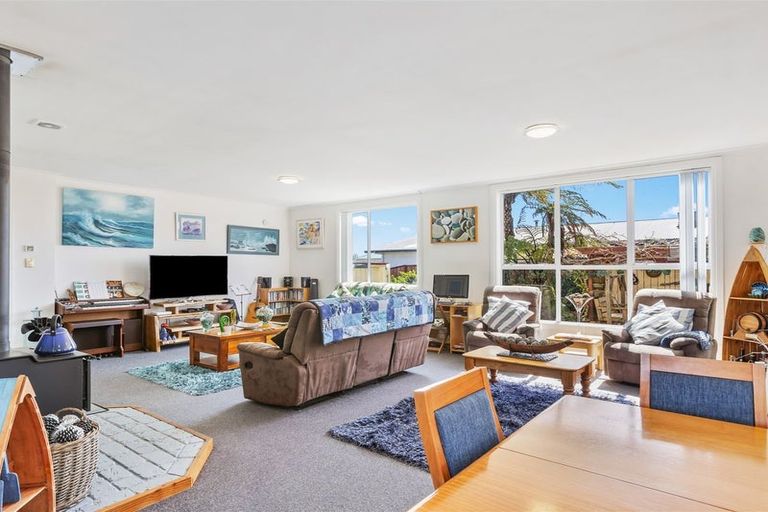 Photo of property in 169 Romilly Street, Westport, 7825