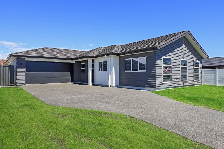 Photo of property in 27 Wai Whatu Street, Meeanee, Napier, 4110