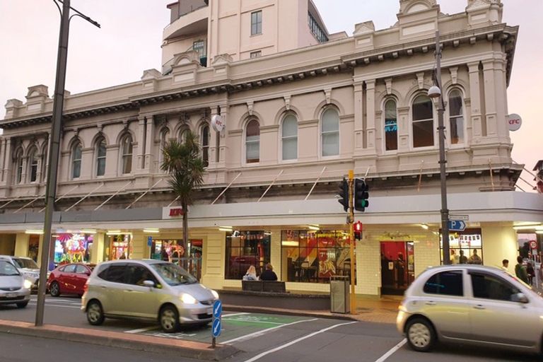 Photo of property in Maison Cabriole Building, 3/60 Courtenay Place, Te Aro, Wellington, 6011