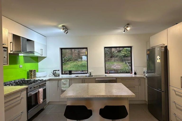 Photo of property in 21 Cochrane Avenue, Arkles Bay, Whangaparaoa, 0932