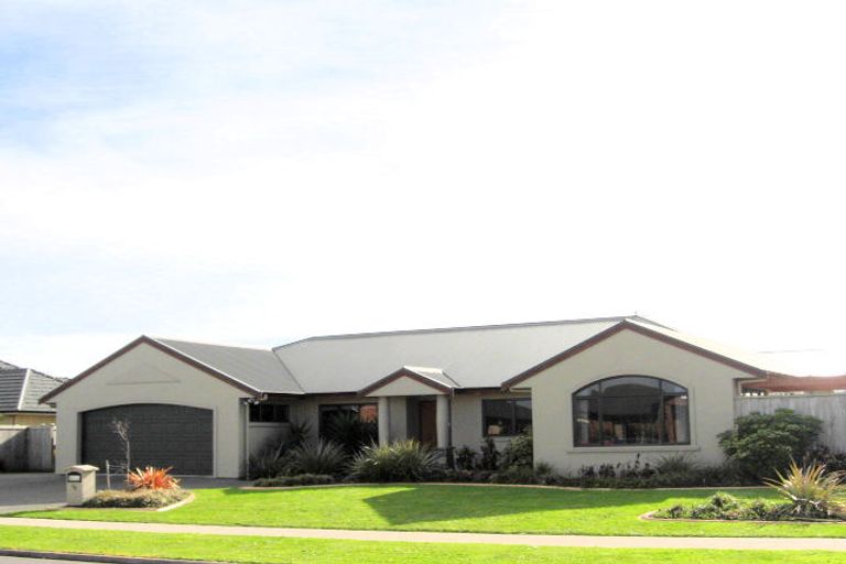 Photo of property in 30 Wentworth Drive, Rototuna North, Hamilton, 3210