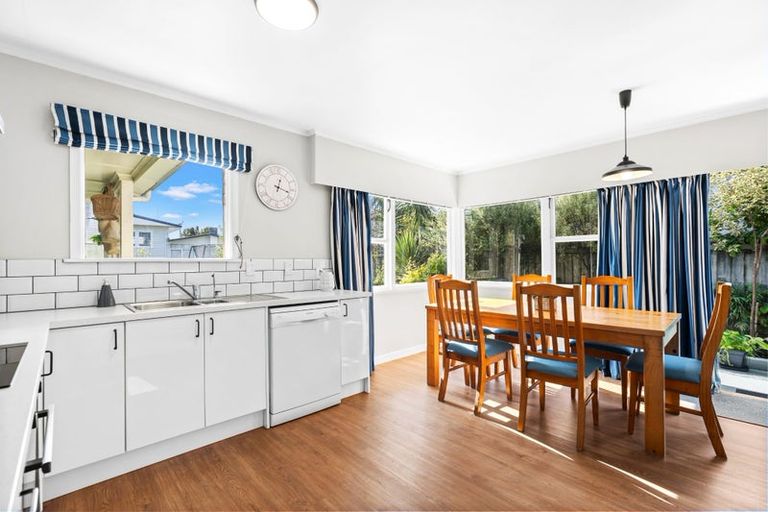 Photo of property in 2a Sherwood Road, Onerahi, Whangarei, 0110