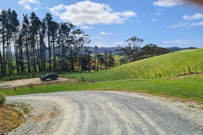 Photo of property in 635 Golden Stairs Road, Mareretu, Maungaturoto, 0589