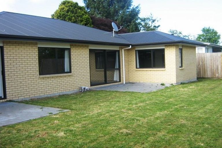 Photo of property in 1111a Heaphy Terrace, Fairfield, Hamilton, 3214