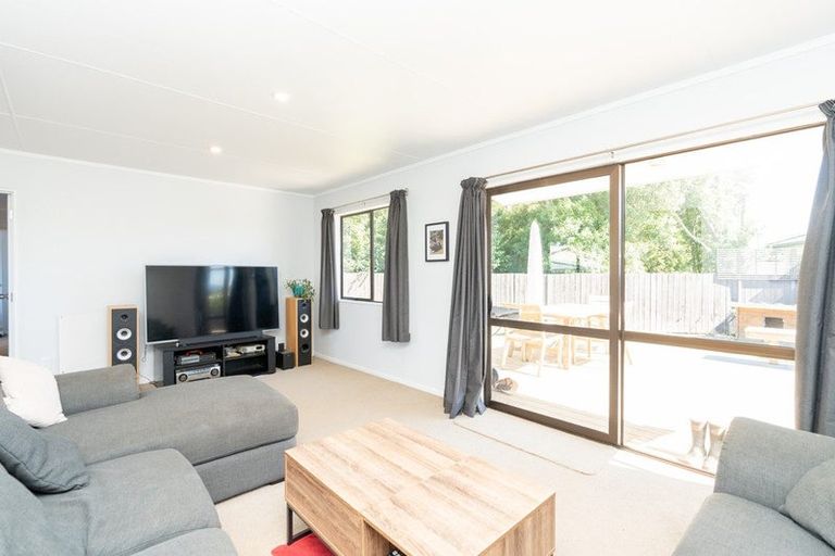 Photo of property in 22a Odlin Crescent, Nawton, Hamilton, 3200