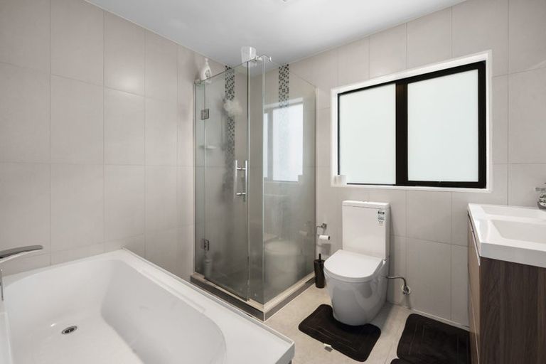 Photo of property in 93c Puhinui Road, Papatoetoe, Auckland, 2104