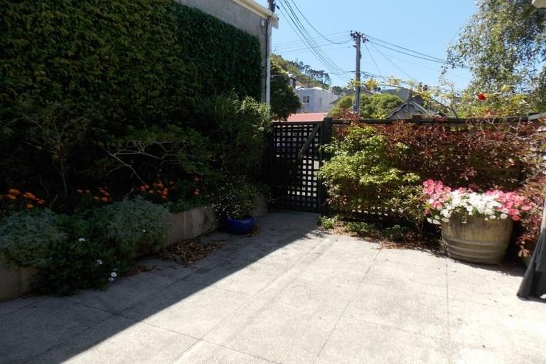 Photo of property in 7 Saint Mary Street, Thorndon, Wellington, 6011